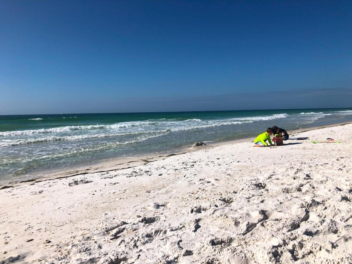 Anna Maria Island Runaway Tropical Escape Bradenton Beach Exterior photo
